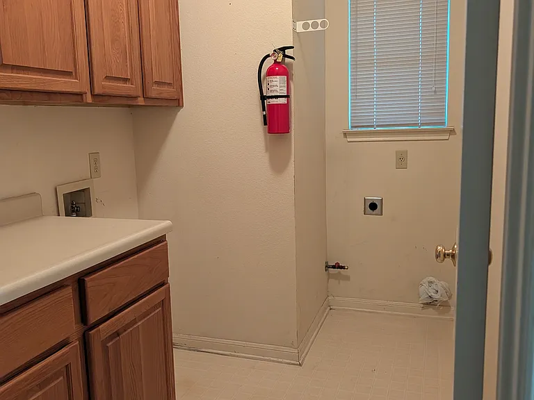 13711 Chittim Woods — Photo 10