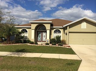 10854 Standing Stone Dr, Wimauma, FL 33598