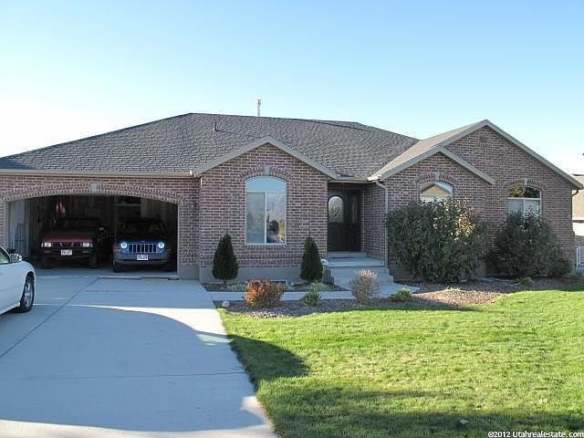 1st image of 1608 S Parkway Ct