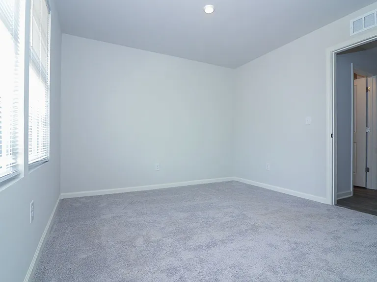 132 Elegance Way — Photo 38