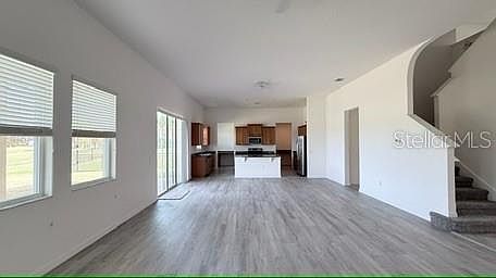 4th image of 3879 Shoreside Dr