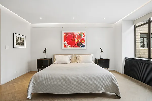 Bedroom, photo 1