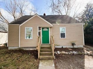 965 Voorheis St, Pontiac, MI 48341