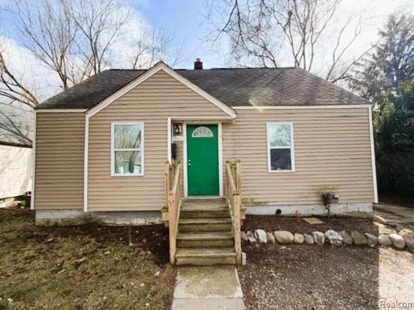 965 Voorheis St, Pontiac, MI 48341