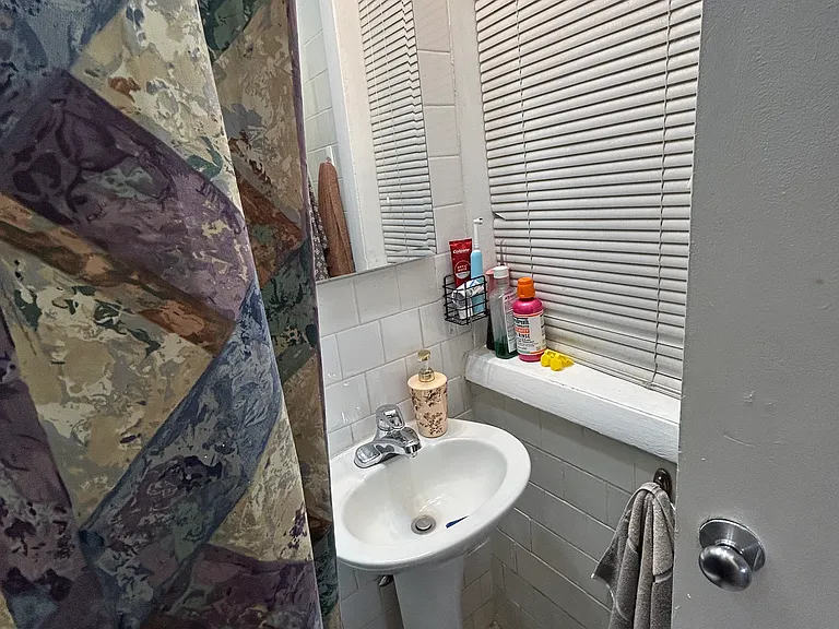 10 Phillips St #6 — Photo 14