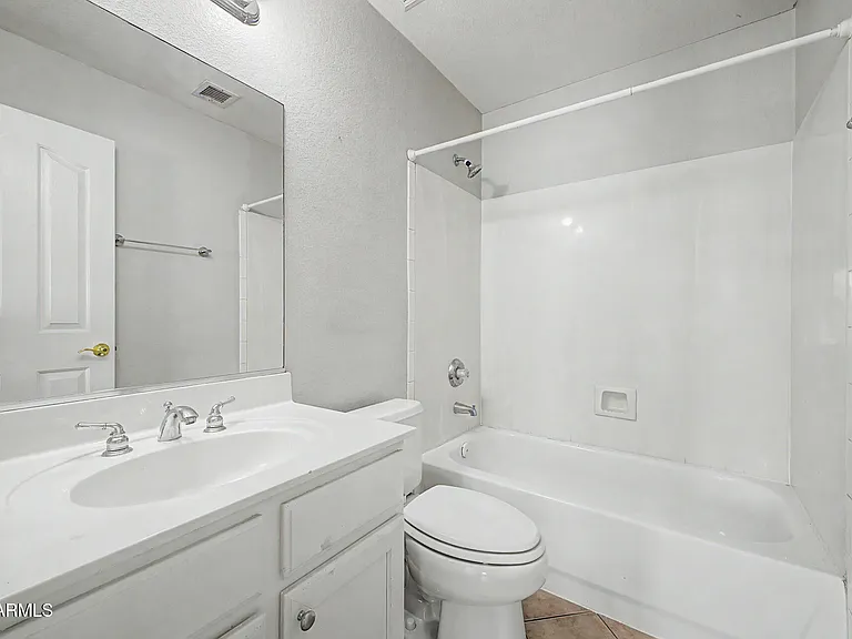 8752 W Melinda Ln — Photo 39