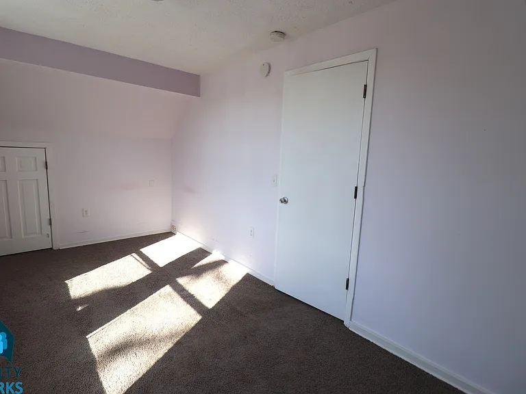 926 South 14th Street — Photo 8