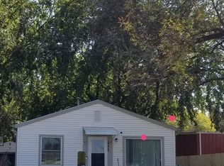 7031 Cuming St, Lincoln, NE 68507