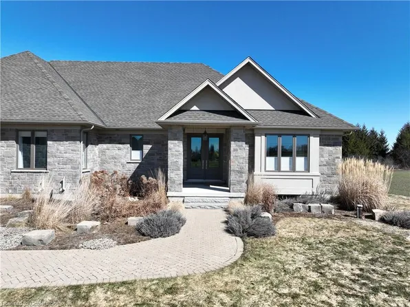30 Inverhill Rd, Ariss, ON N0B 1B0