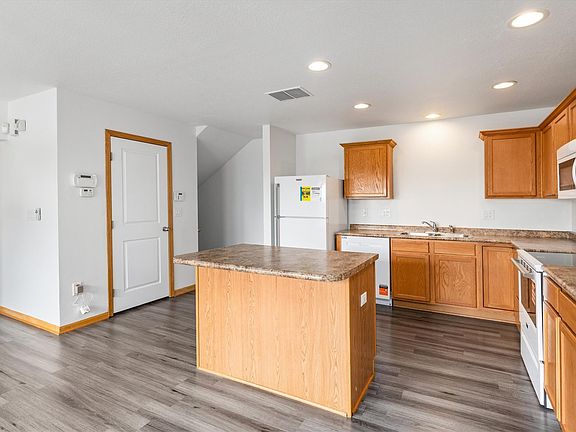 3rd image of 3138 SW Arlan Ln