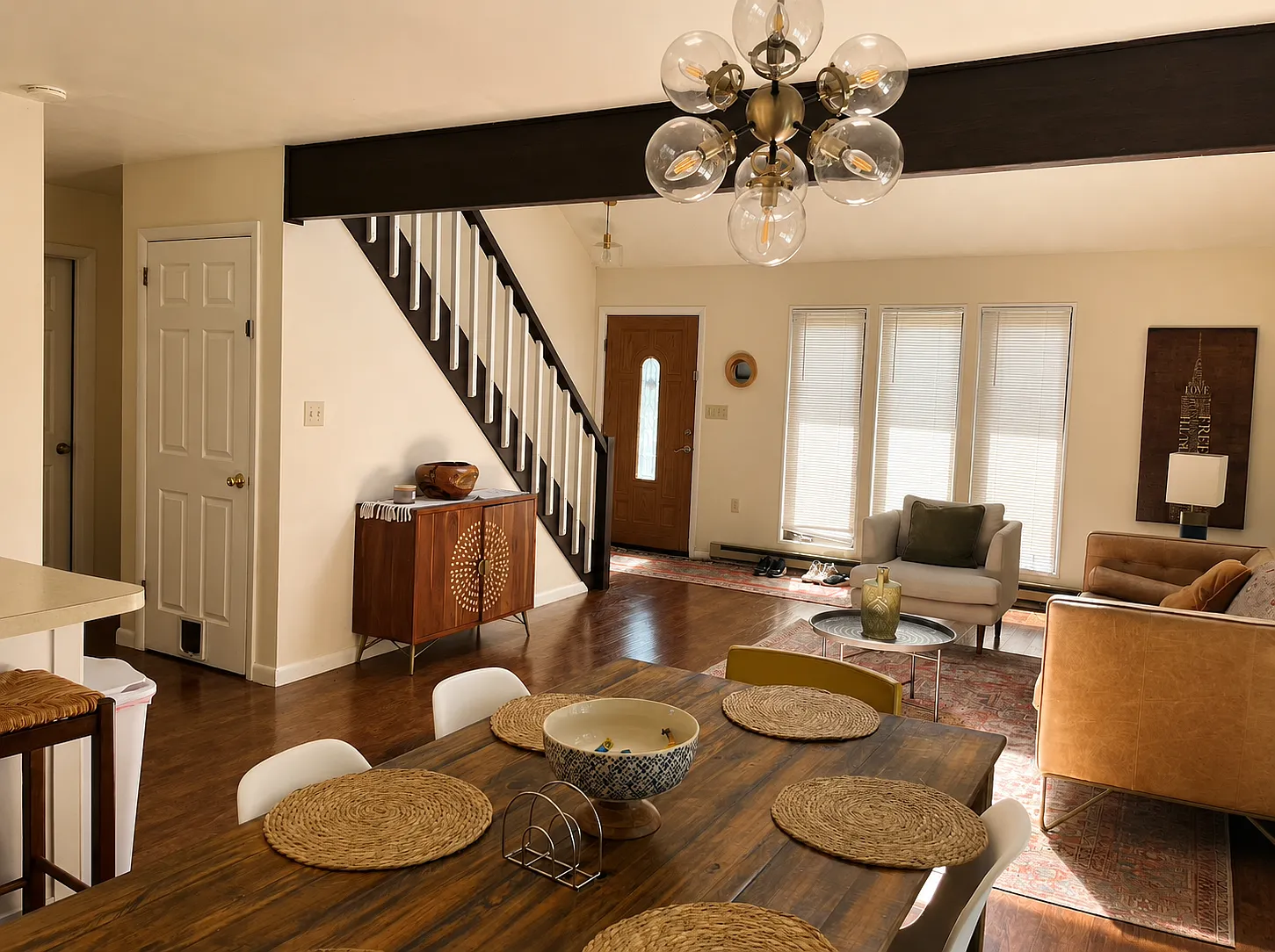 218 Sunlight Dr — Photo 4