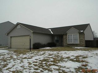 1776 Sweetwater Ln, Greenfield, IN