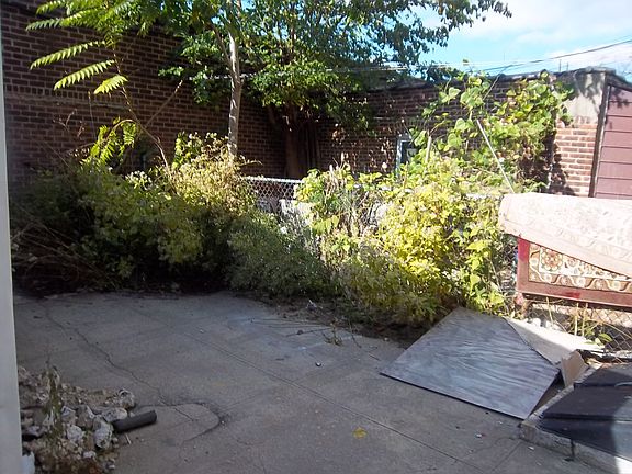 4th image of 2729 Cruger Ave