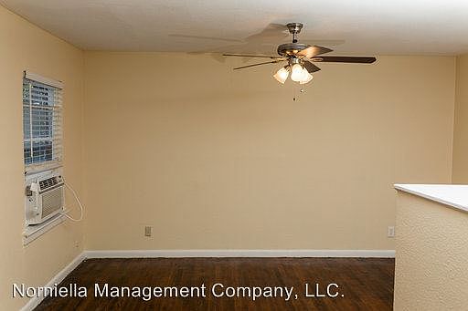 3rd image of 4815 Live Oak St APT 7