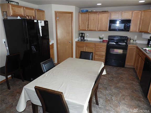 4th image of 1030 S 11th Ave