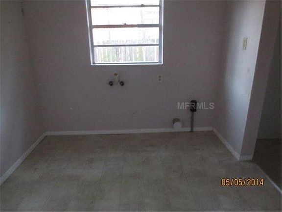 5th image of 2417 E Clark St