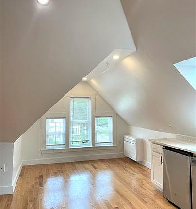 4th image of 29 Green St #14