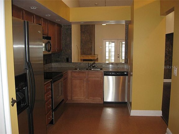 5th image of 3903 NE 21st Ln
