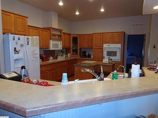 4th image of 55503 N Careywood Dr NE