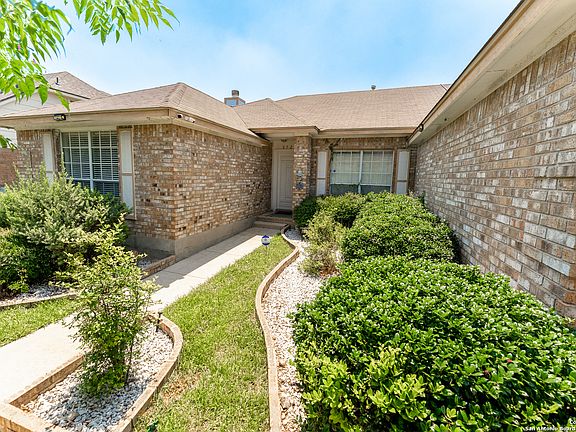 2nd image of 8523 CHELSEA PARK