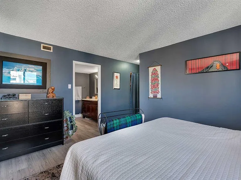 1100 8th Ave SW #1906 — Photo 18
