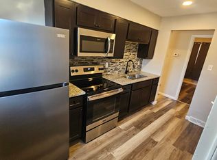 10335 Renfrew Dr, Saint Louis, MO 63137