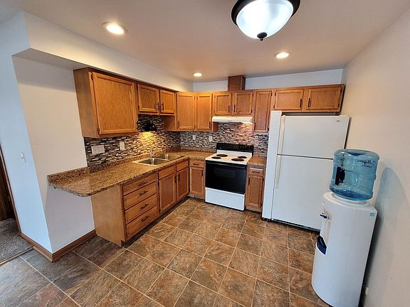 3rd image of 1638 Bainbridge St #12
