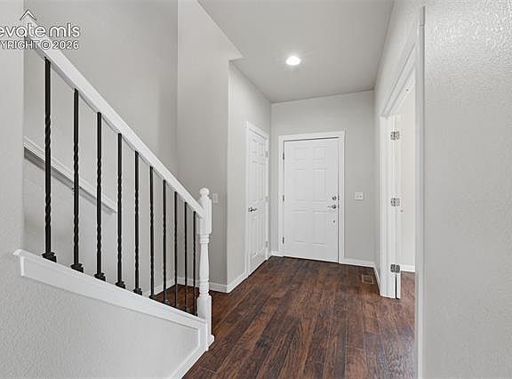 3rd image of 1861 Dewhirst Dr