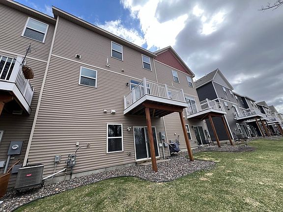 5th image of 9653 Olive Ln N