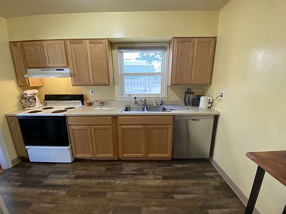 5th image of 2810 Saint Ann St
