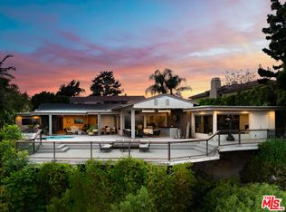 2052 Stradella Rd, Los Angeles, CA 90077