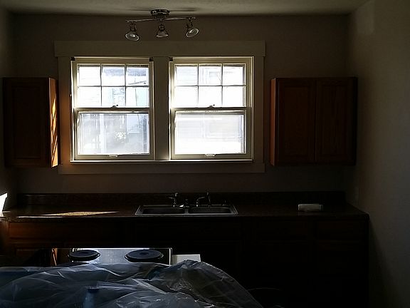 3rd image of 1824 Lacey St
