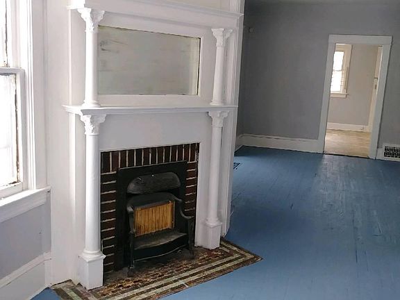 2nd image of 9507 Anderson Ave