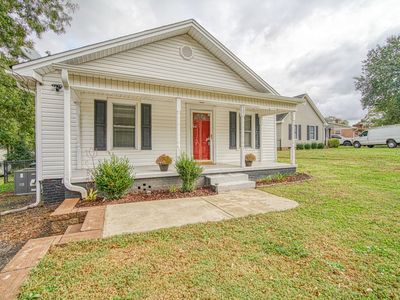 603 Trade St, Greer, SC, 29651