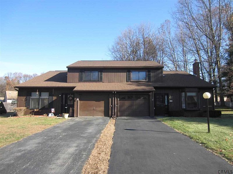 2nd image of 13B WOODCLIFFE Drive