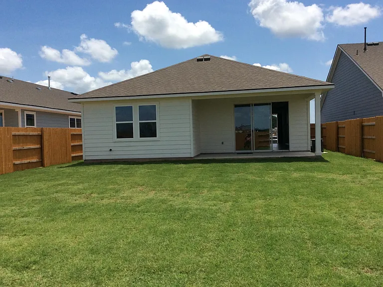 104 Cold Springs Loop — Photo 12