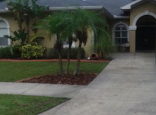 2311 W Farwell Dr, Tampa, FL 33603