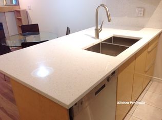 1239 Georgia St W #9L, Vancouver, BC V6E 4R8