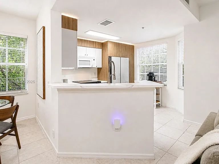 8940 NE 8th Ave #1201 — Photo 6