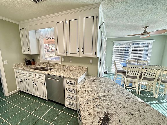 5th image of 149 Cypress Ln