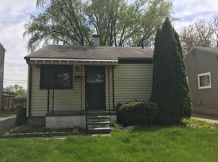 345 W Rowland Ave, Madison Heights, MI 48071