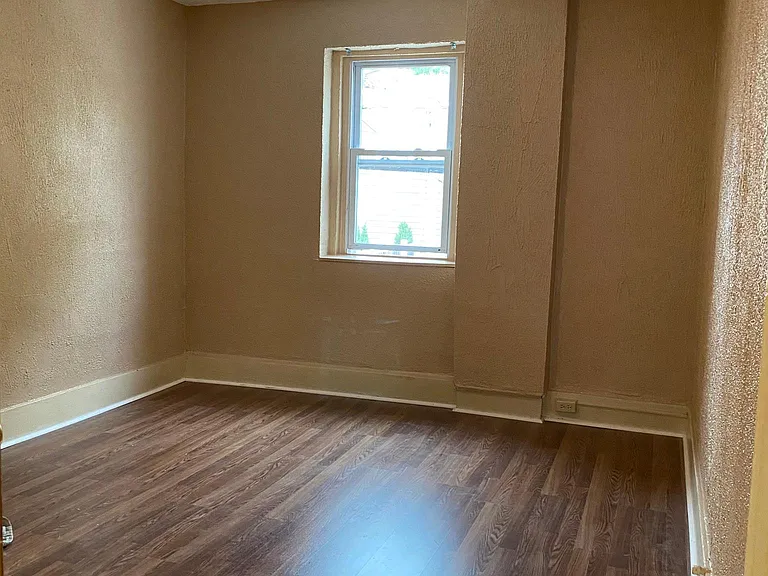 729 Bellefonte St — Photo 7