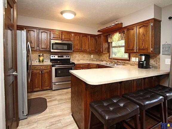 5th image of 5840 Oakridge Dr
