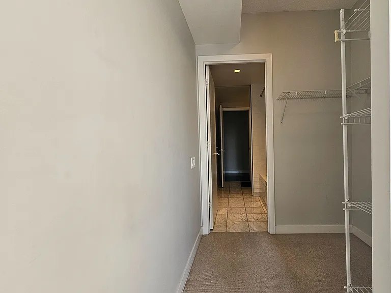 33 Charles St E #1305 — Photo 9