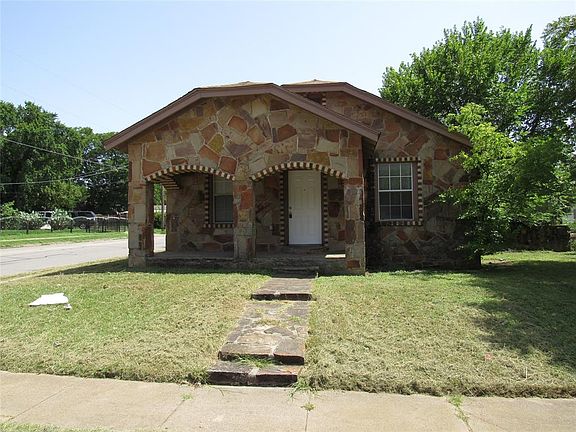 2nd image of 3330 Thannisch Ave