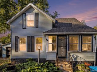 708 Mabel St, Kalamazoo, MI 49007
