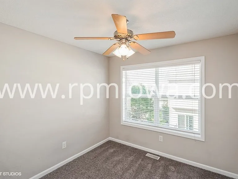 6905 Jack London Dr — Photo 15