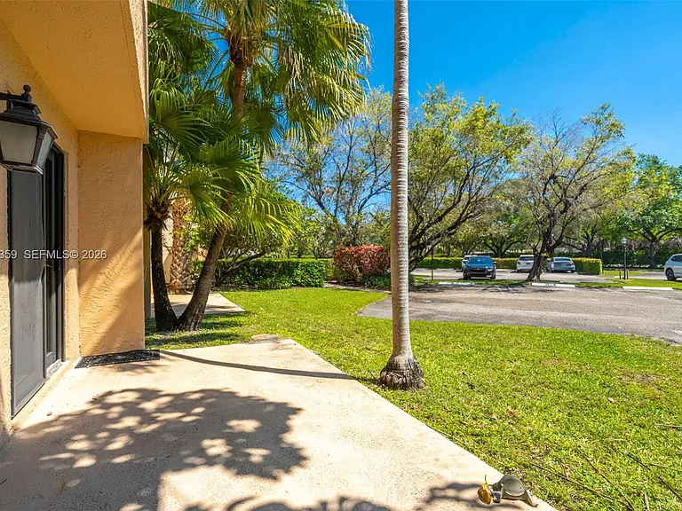 10001 W Atlantic Blvd #118 — Photo 16