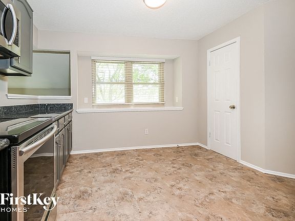 5th image of 1739 Cordova Dr