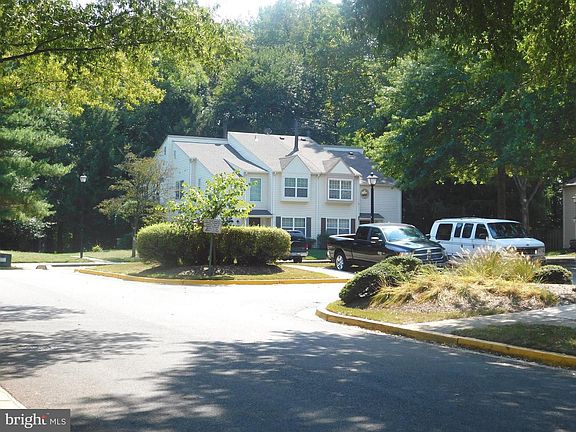 4th image of 10483 Campus Way S